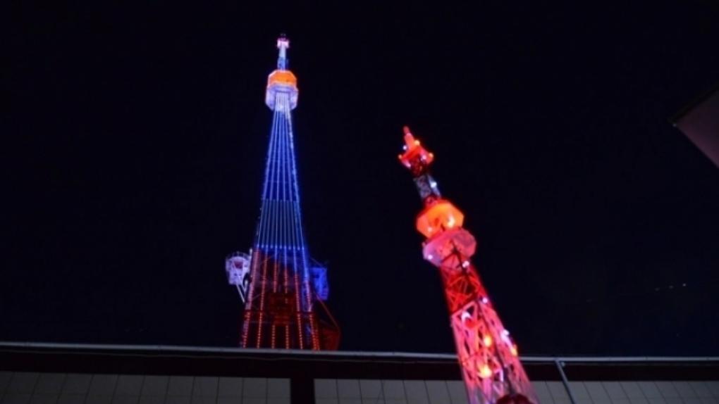 В первый день лета омская телебашня засияет праздничной подсветкой