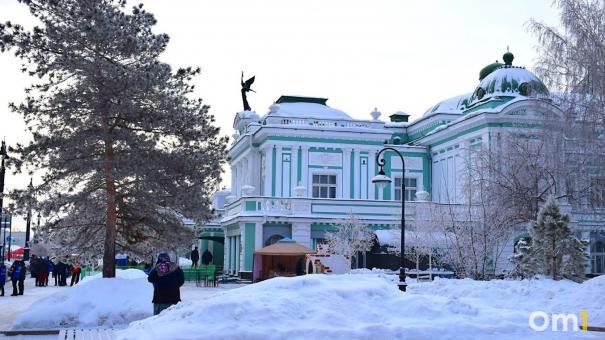 В омском театре драмы из-за болезней артистов начали менять спектакли