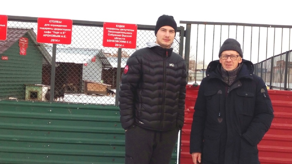 Хоккеист «Авангарда» Сундстрем неожиданно пришел в омский приют для собак