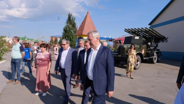 Андрей Травников: Задача молодёжных центров — наполнить досуг активной общественной и патриотической деятельностью