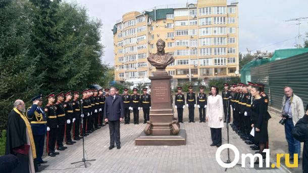 Стало известно, куда перенесут памятник Александру I в Кадетском сквере