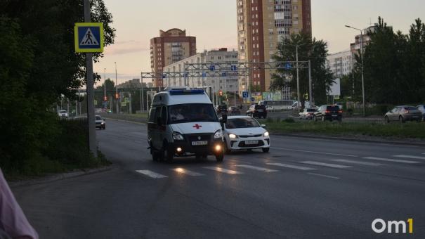 Омич во время приступа эпилепсии перерезал себе шею