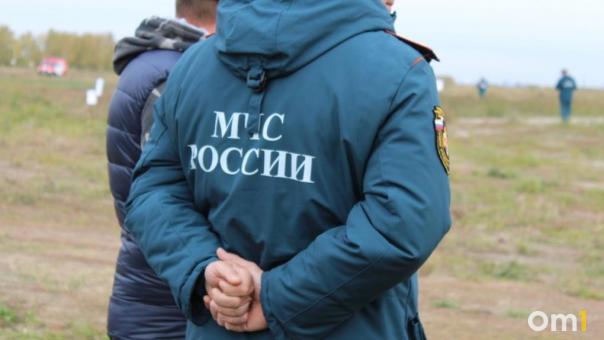 Недобросовестный поставщик оставил омских спасателей без футболок