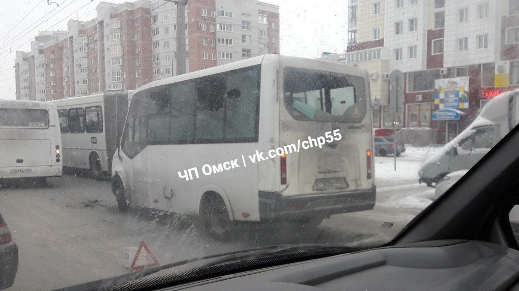 Семьдесят третий автобус. 21 Автобус Омск. 3 Автобус Омск. 3 Маршрутка Челябинск.