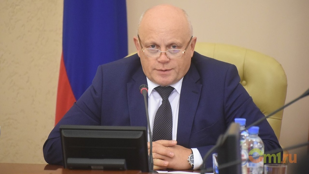 Виктор Назаров получил удостоверение сенатора от Омской области