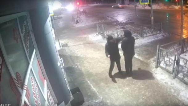 Бастрыкин поручил возбудить дело из-за нападения мужчины на подростка в Бердске
