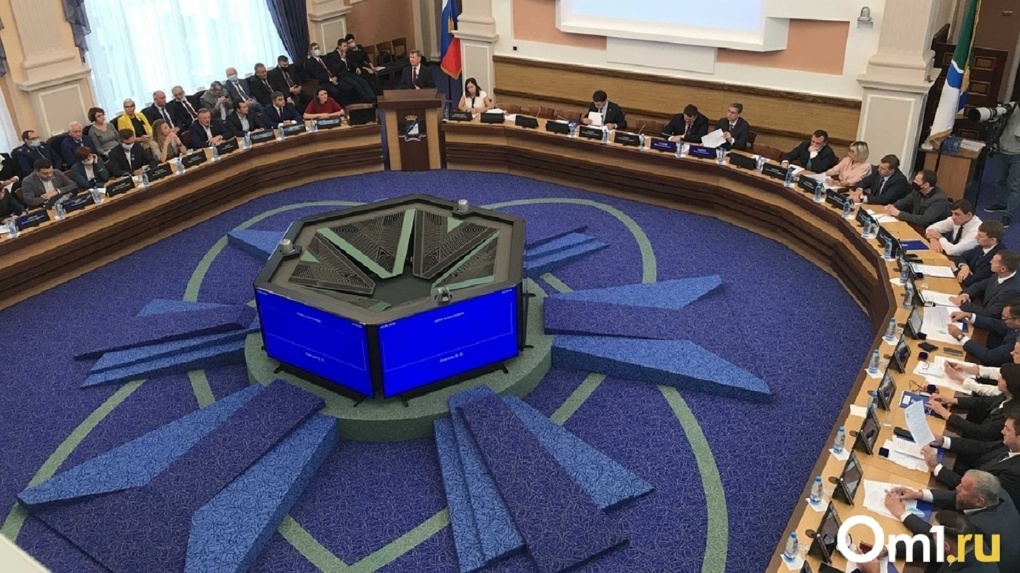 Отозвать мэра? Изменения в Устав Новосибирска обсудили на общественных слушаниях