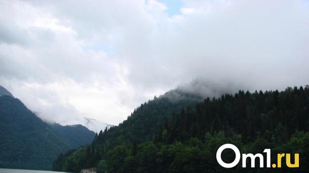 На Омскую область обрушится град и опустится туман