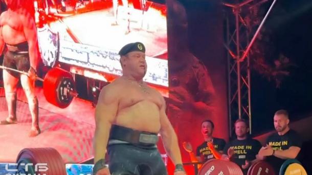 Омский силач Михаил Шивляков устроил кровавое шоу на турнире в Германии