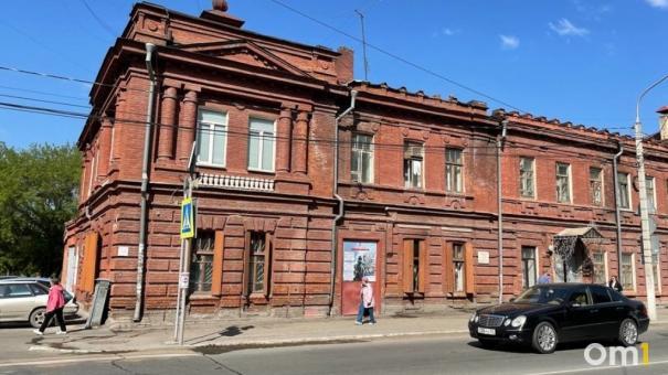 Вынесен первый жёсткий приговор за поджог военкомата: что грозит омским поджигателям?