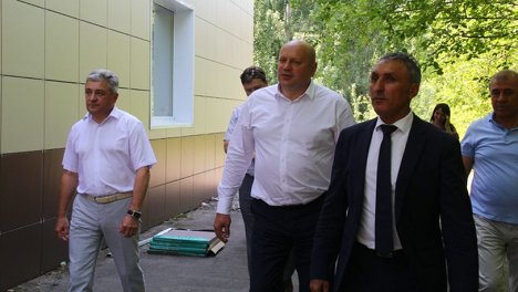 Сергей Шелест планирует лично осмотреть школы, которым помогают меценаты