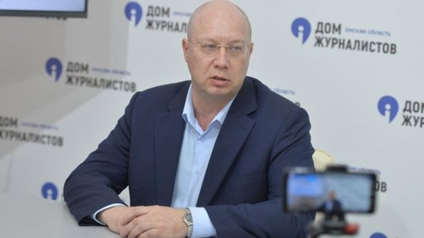 Леонид Гурьян покинул пост замминистра образования Омской области