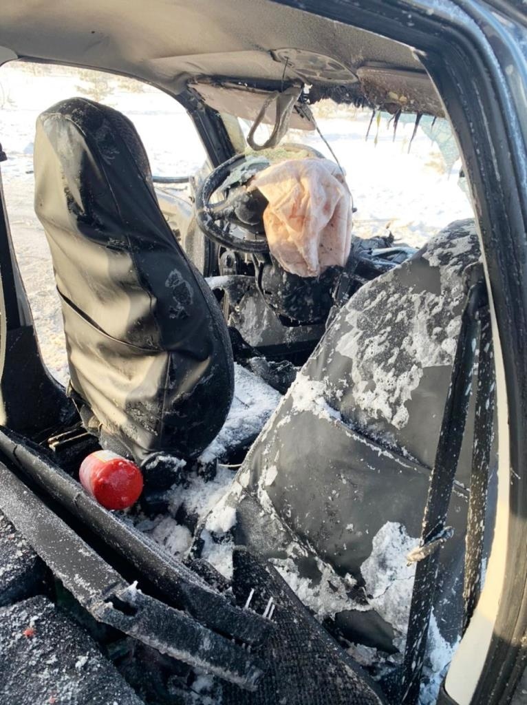 В тройной аварии на омской трассе загорелась «Лада»