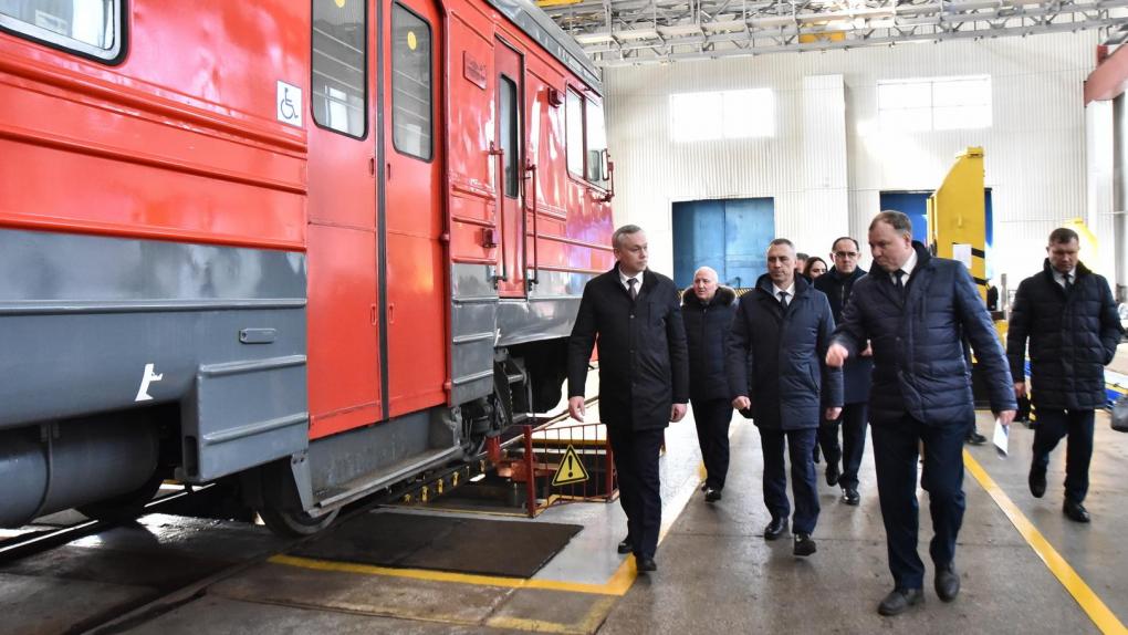Правительство Новосибирской области совместно с ЗСЖД обновляют подвижной состав пригородного транспорта