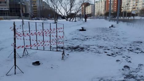 В Омске мальчик провалился ногой в горячую яму